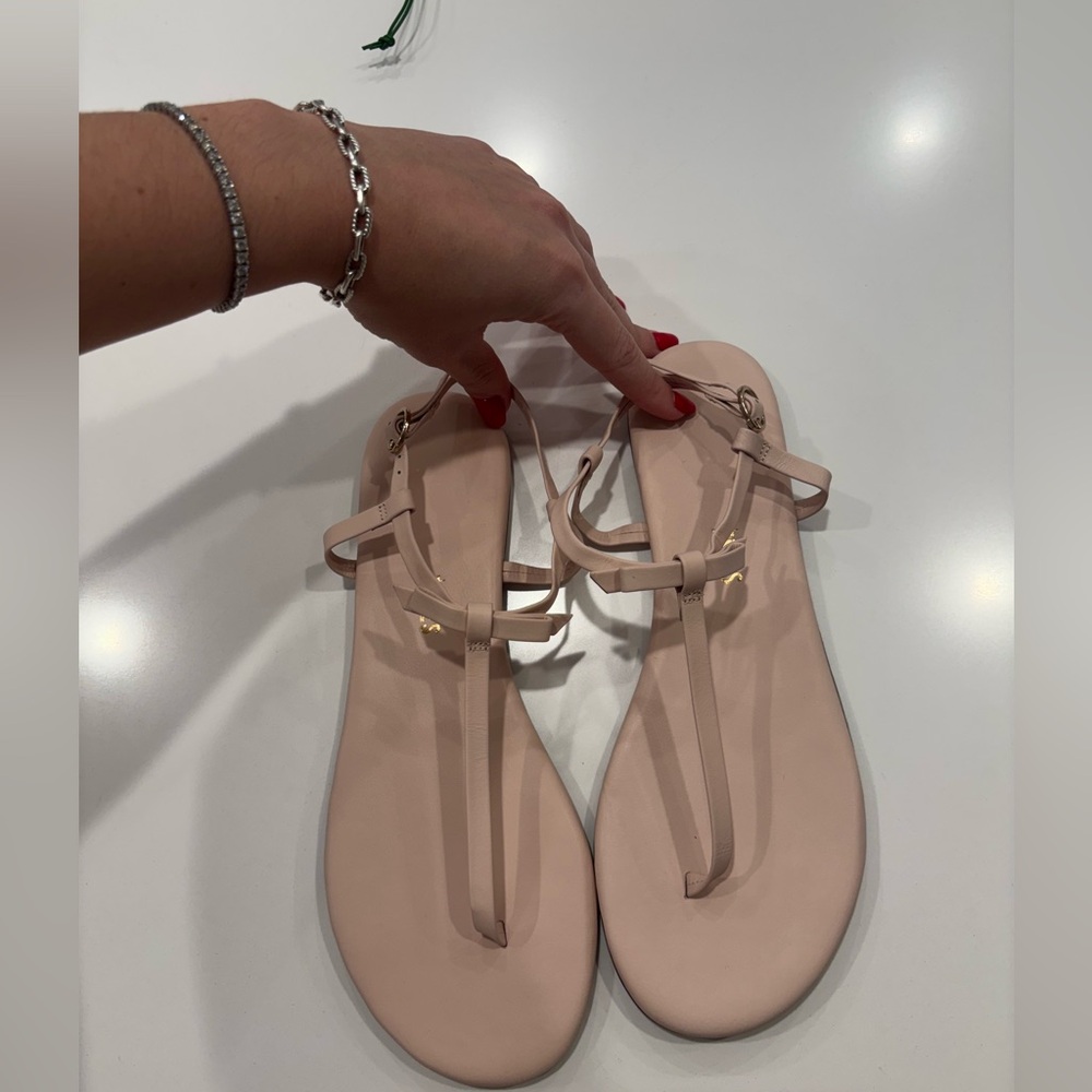 Beige TKEES